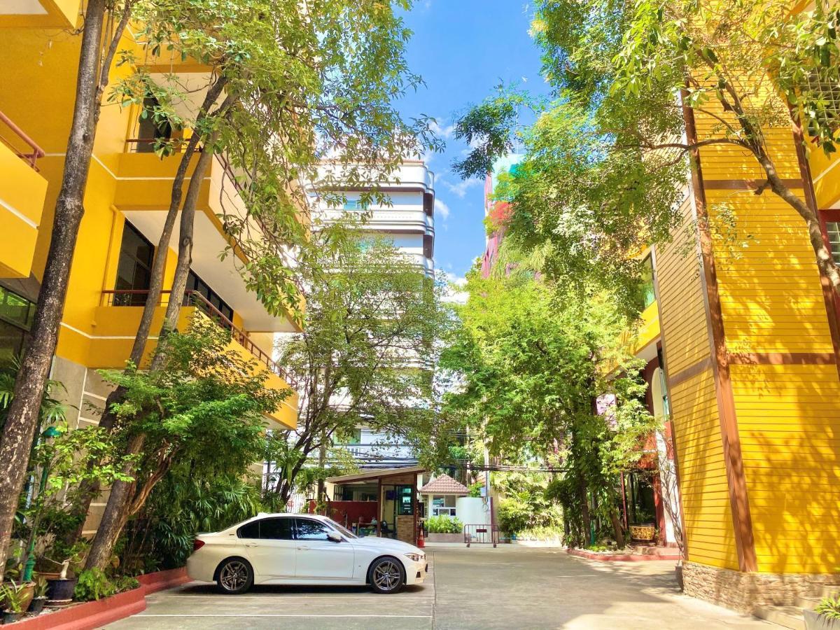Nt Place Sukhumvit Suites Bangkok Exterior foto